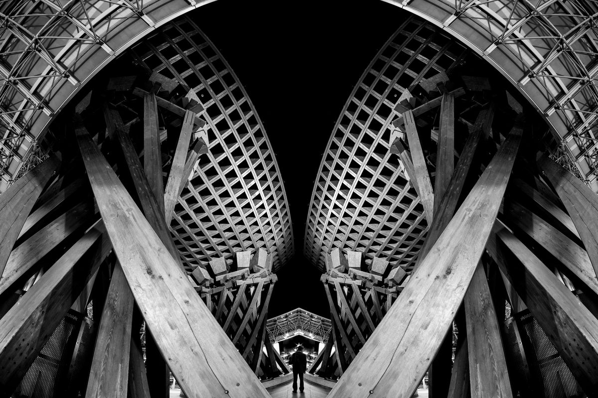 photo-wallpaper-twist-gate