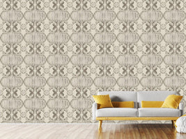 patterned-wallpaper-queen-victoria