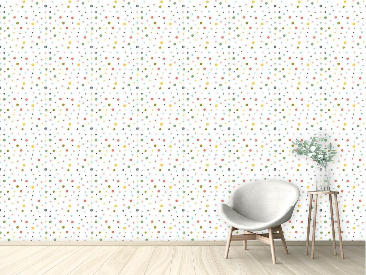 patterned-wallpaper-painted-polka-dot