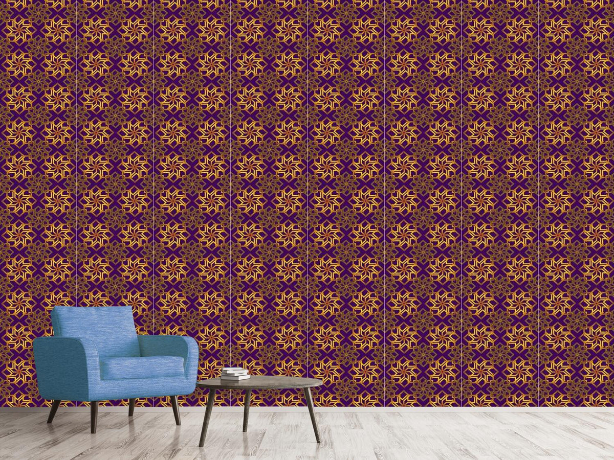 patterned-wallpaper-golden-stars-on-violet