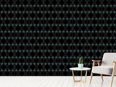 patterned-wallpaper-tarantula