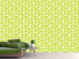 patterned-wallpaper-ladys-mantle-leaves