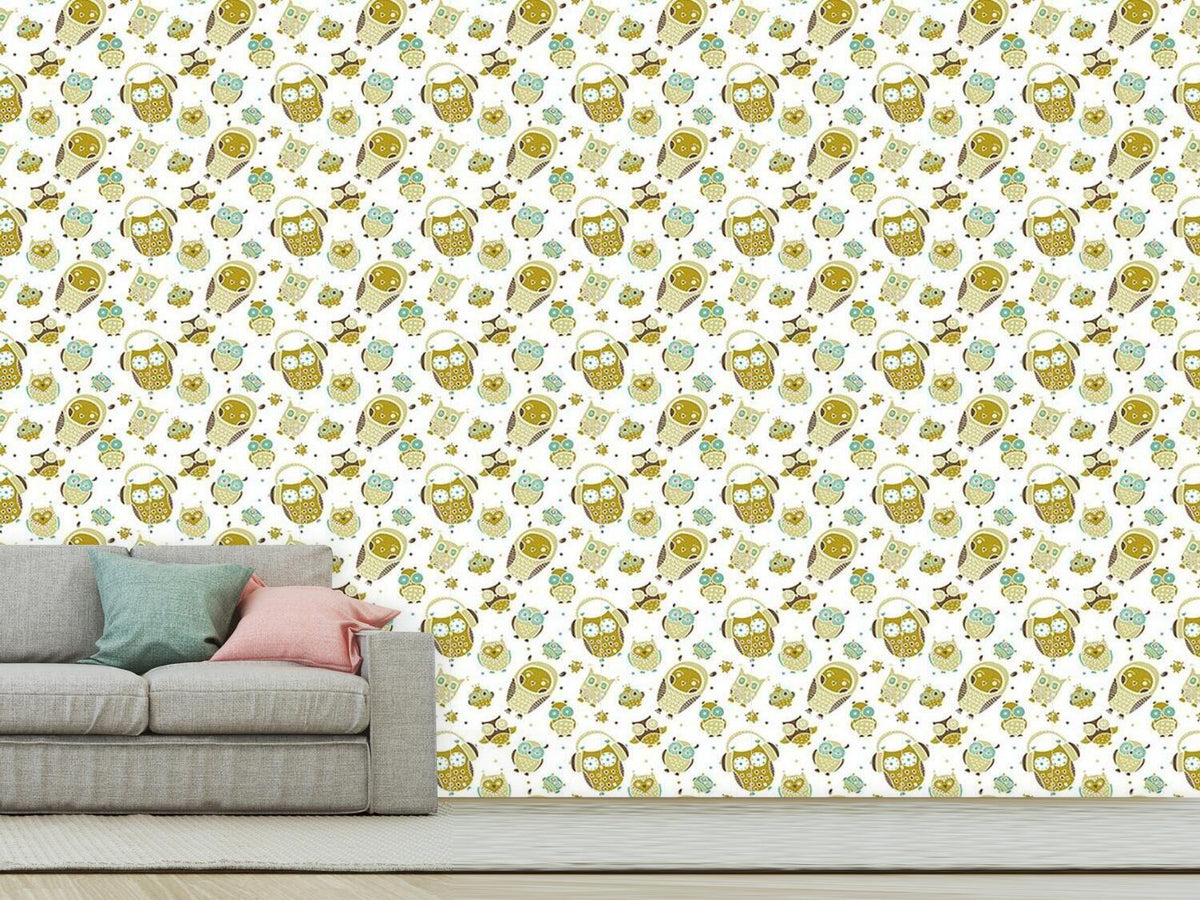 patterned-wallpaper-owls-show