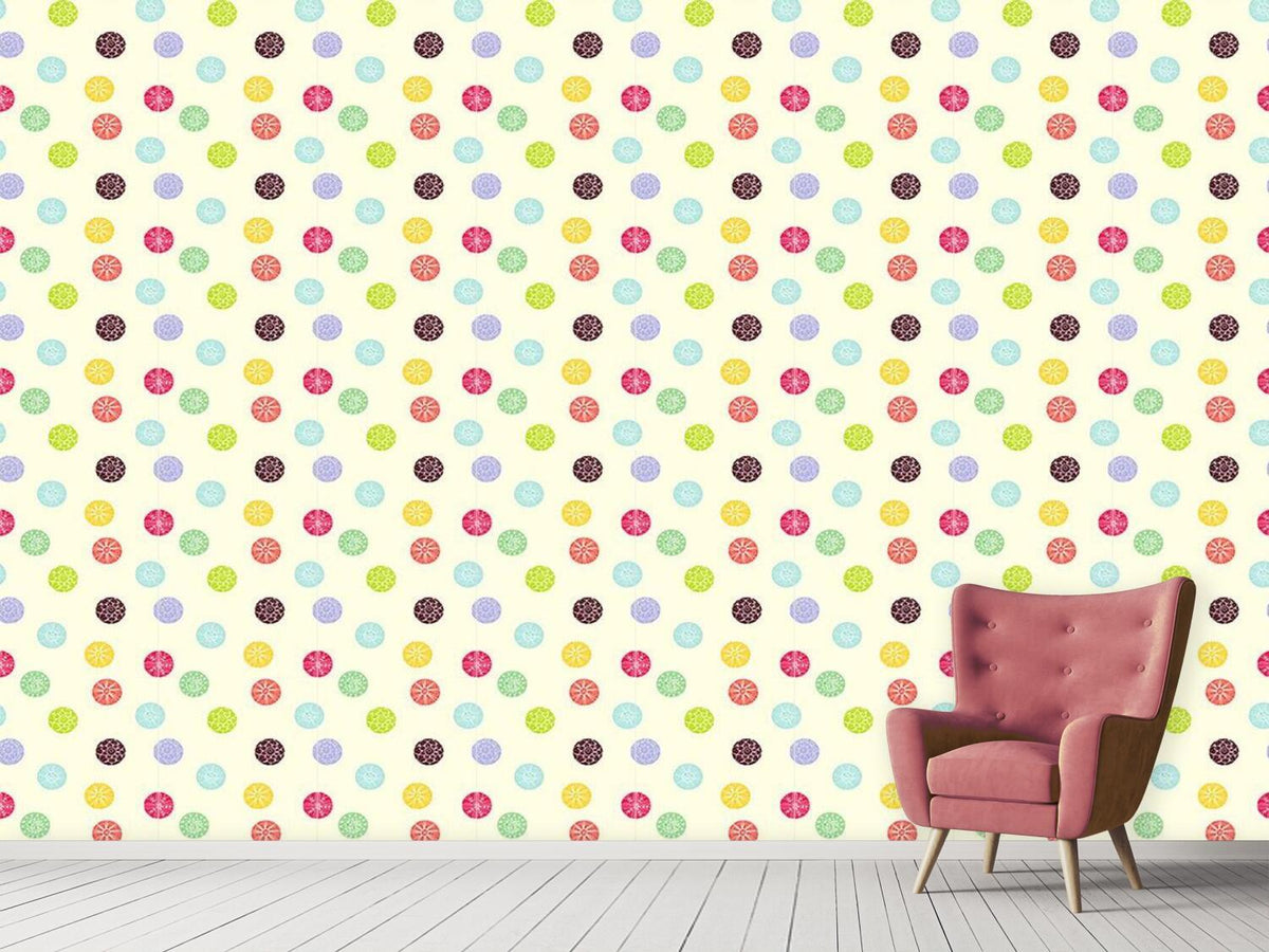 patterned-wallpaper-blooming-dots