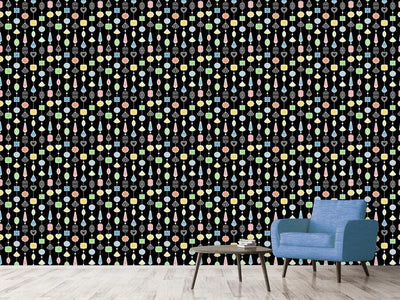 patterned-wallpaper-jewelry-curtain