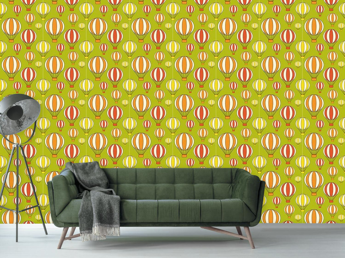 patterned-wallpaper-ballooning-in-the-green