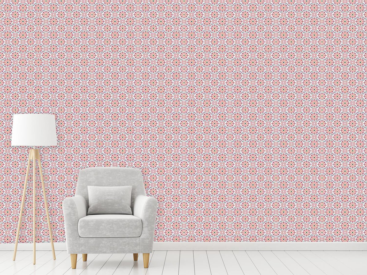 patterned-wallpaper-all-over-flowers