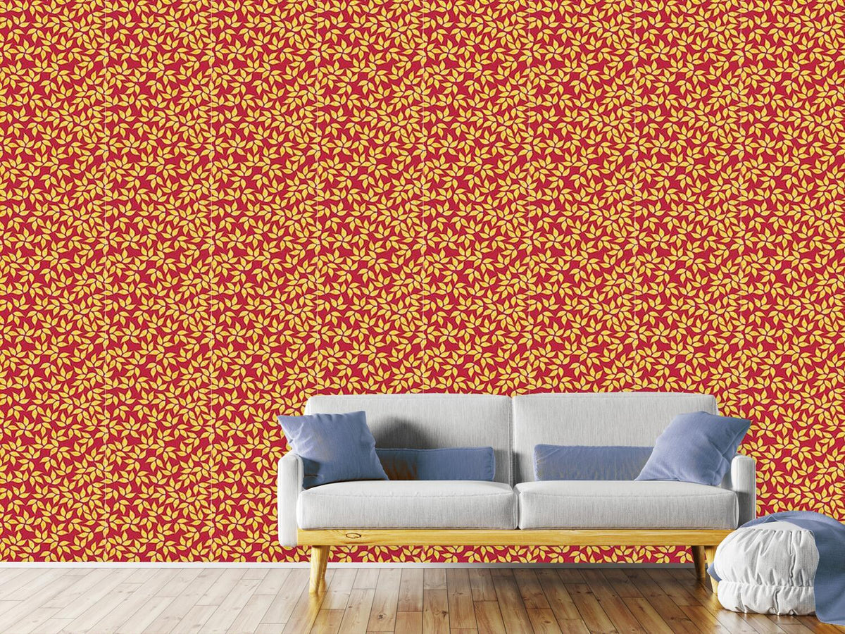 patterned-wallpaper-golden-leaf