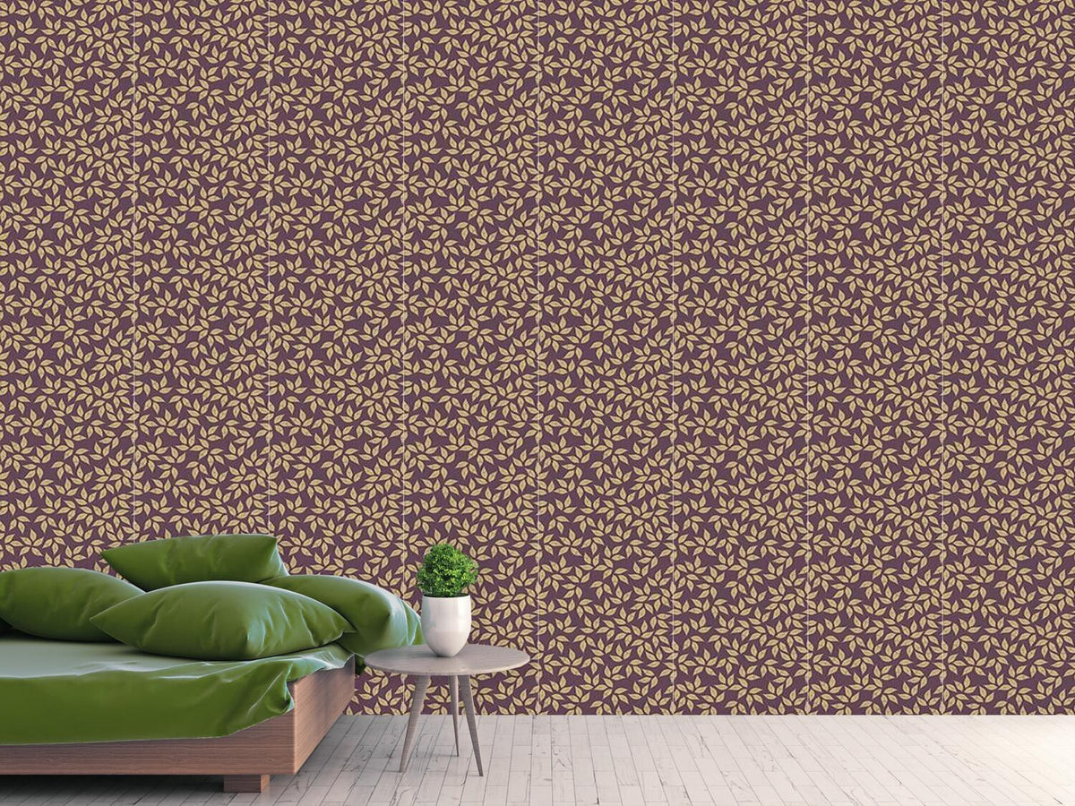 patterned-wallpaper-golden-leaf-winter