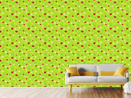 patterned-wallpaper-ladybug-luck