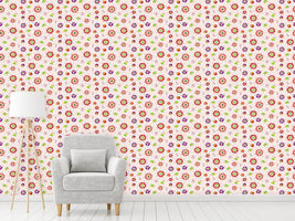 patterned-wallpaper-lady-bug