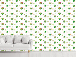 patterned-wallpaper-healthy-break