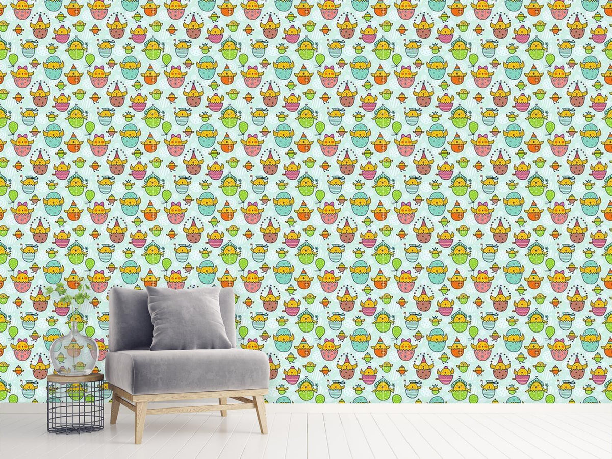 patterned-wallpaper-the-russian-easter-chick-hatch