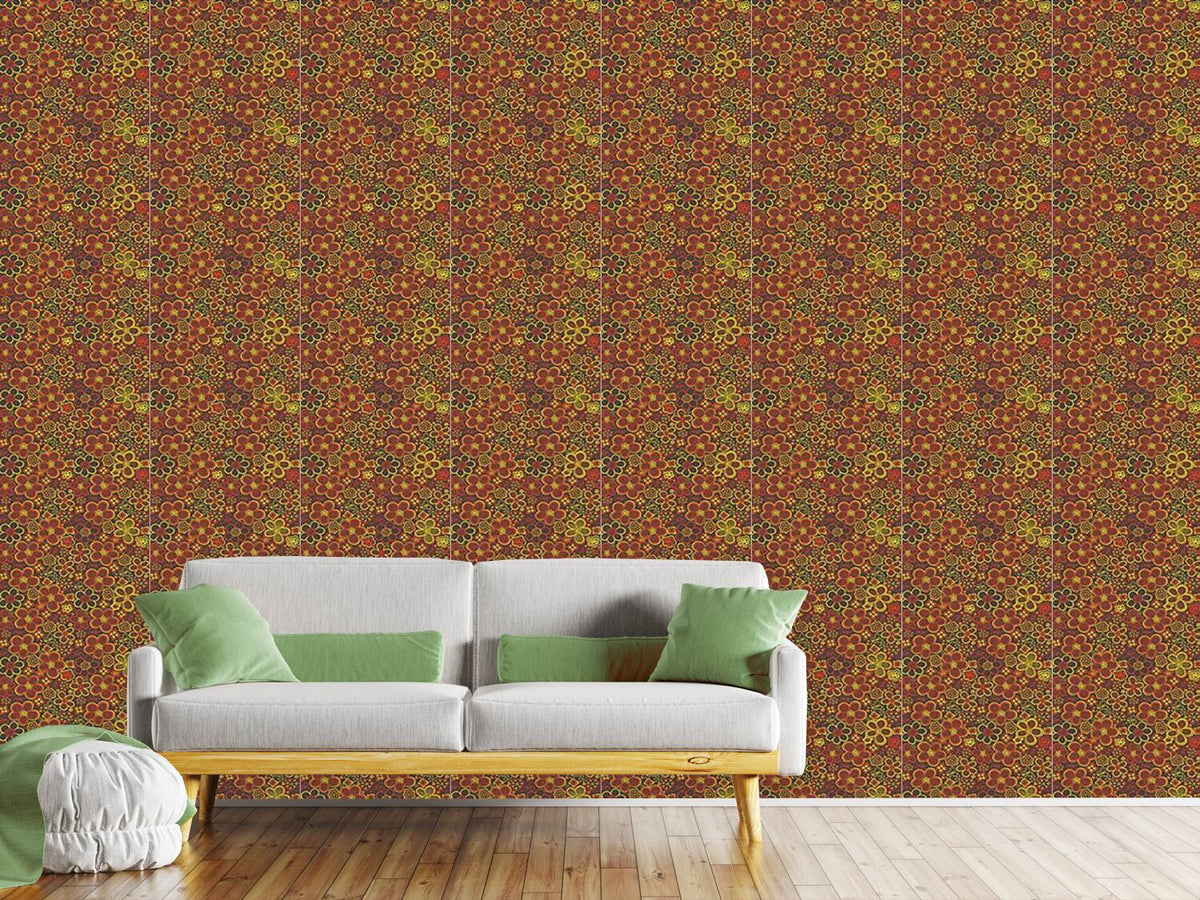 patterned-wallpaper-retro-flower-rush