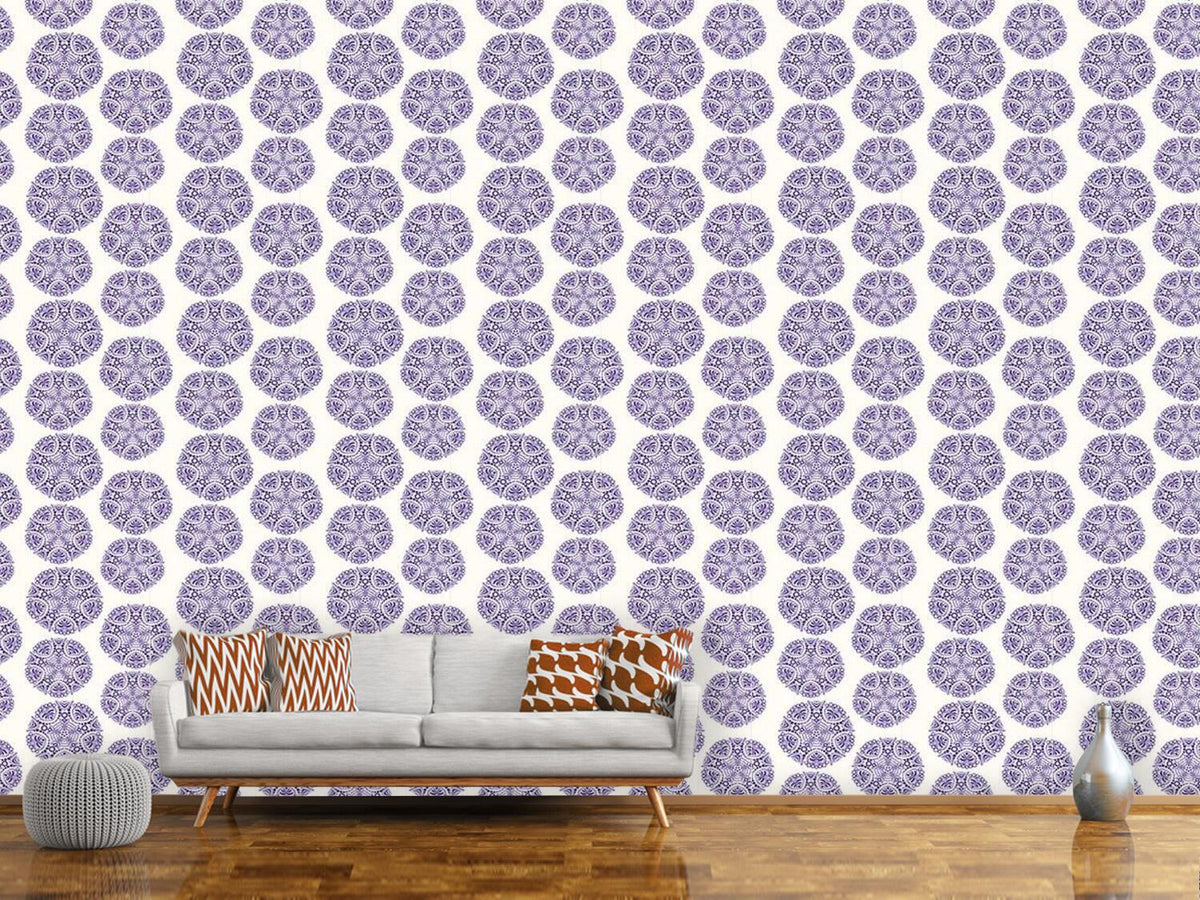 patterned-wallpaper-festive-glow