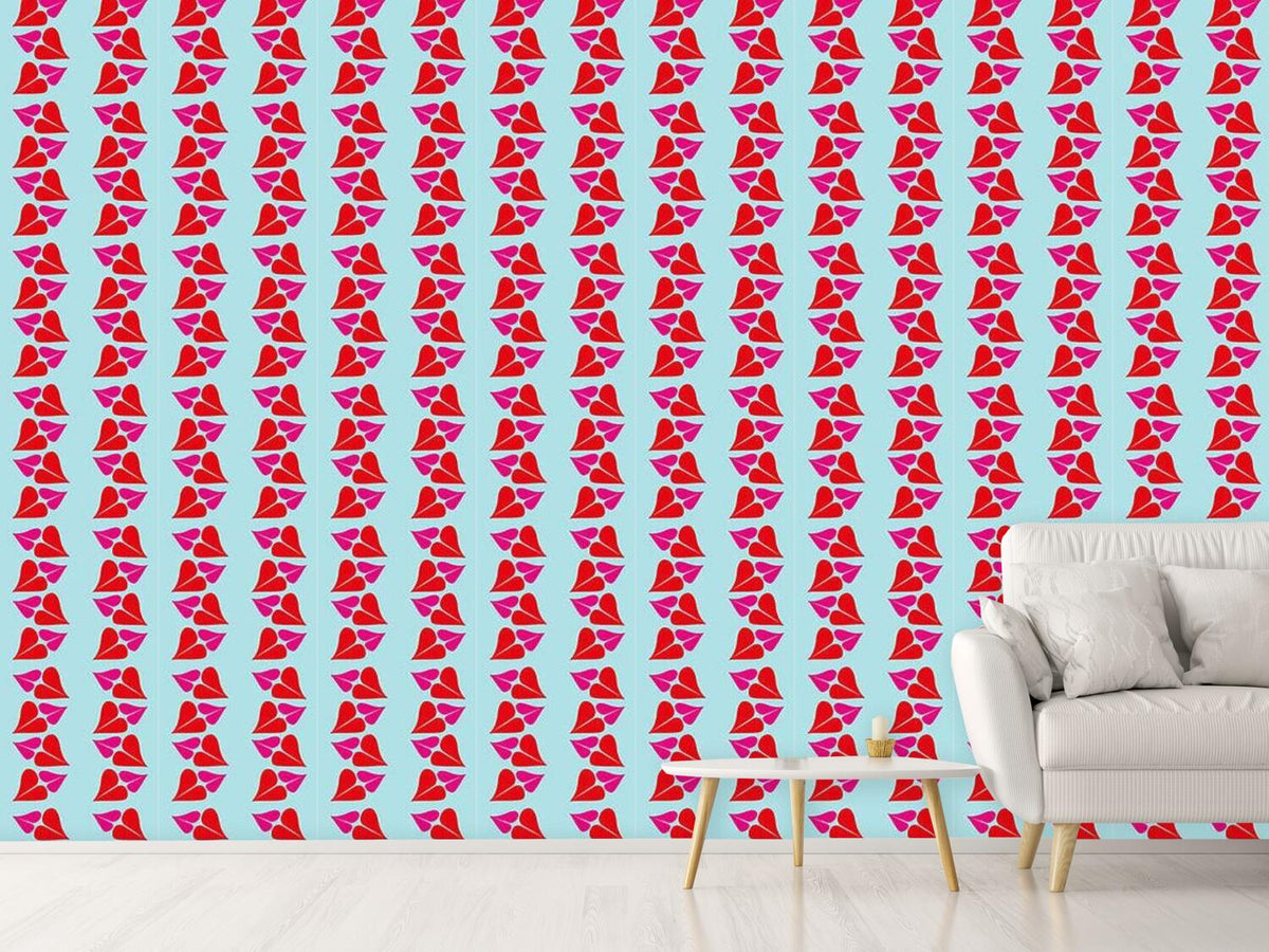 patterned-wallpaper-kiss