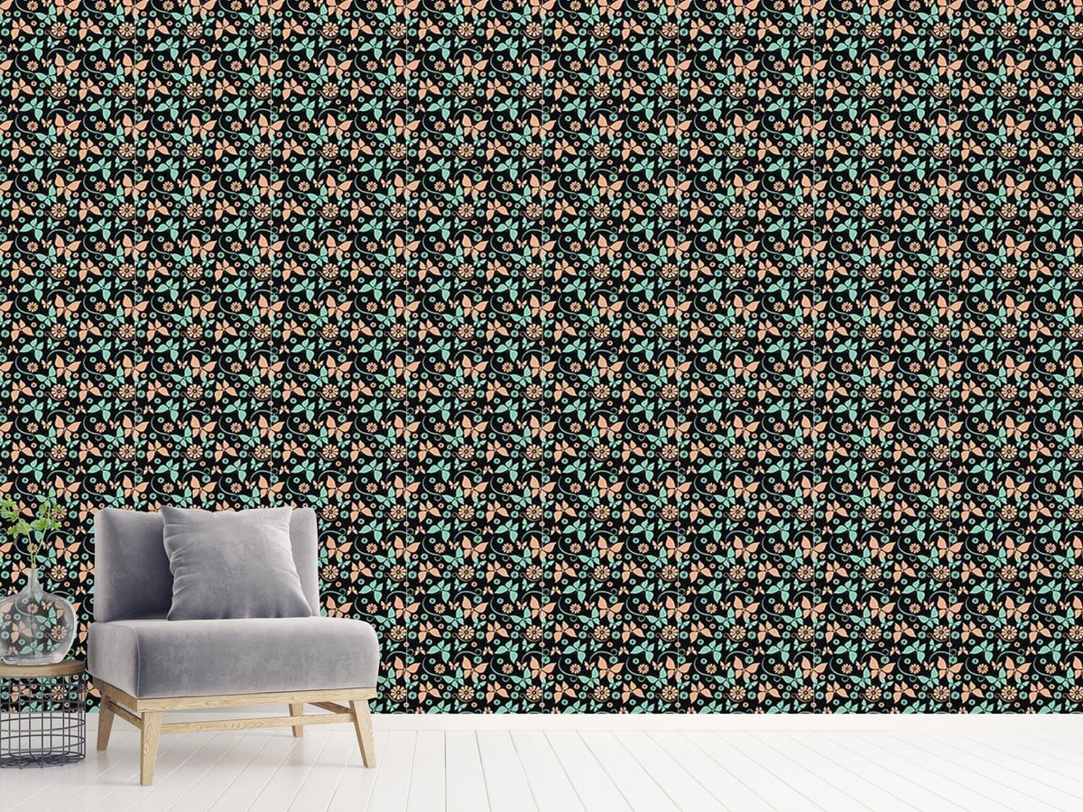 patterned-wallpaper-vintage-butterflies