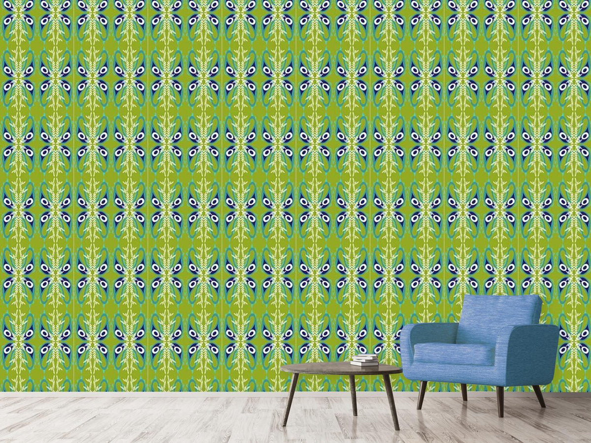 patterned-wallpaper-peacock-paisley