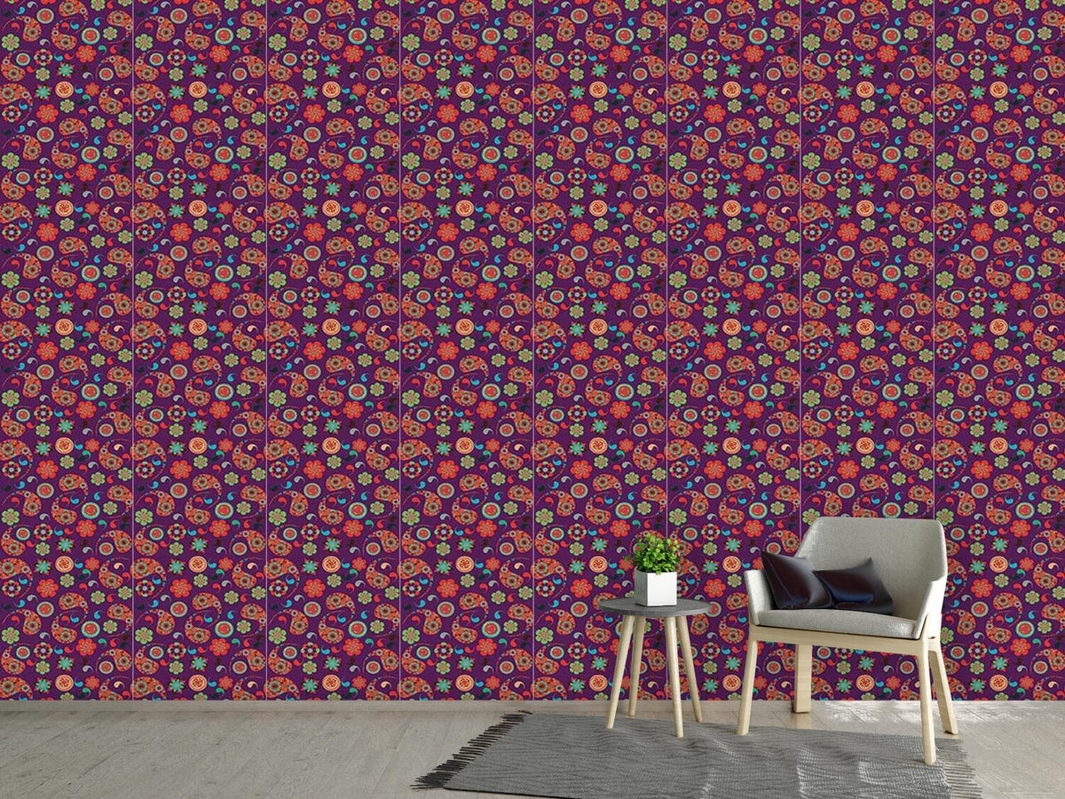 patterned-wallpaper-pasileys-have-a-party